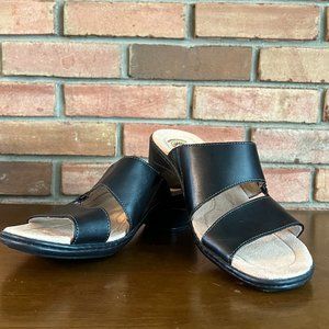 Earth Spirit Slide on Sandal with Metal Embellishment in Black Size 10